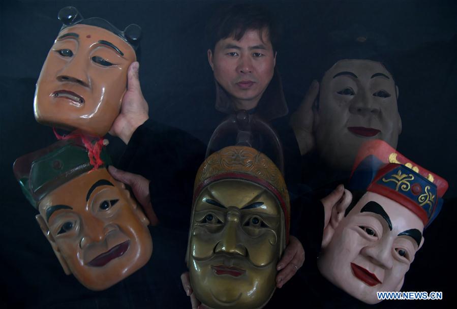 CHINA-JIANGXI-NUO OPERA-MASK MAKER(CN)