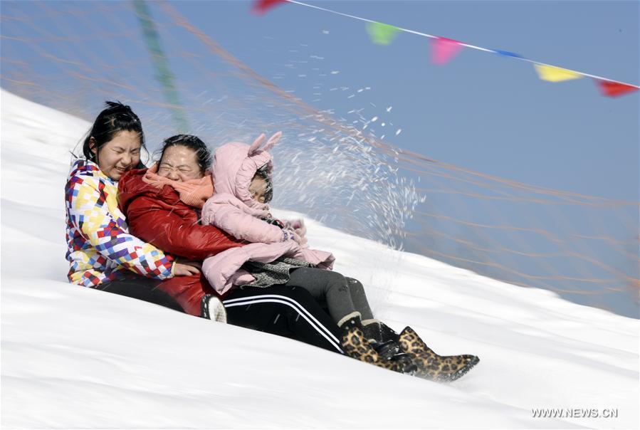 CHINA-HOHHOT-FITNESS-WINTER (CN)