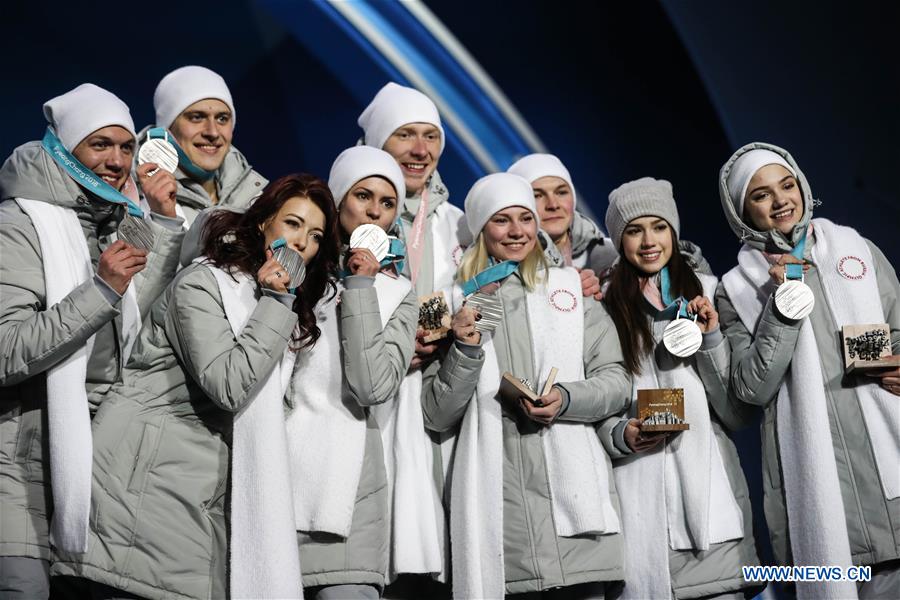 (SP)OLY-SOUTH KOREA-PYEONGCHANG-FIGURE SKATING-TEAM EVENT-MEDAL CEREMONY