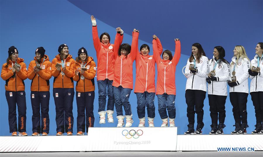 (SP)OLY-SOUTH KOREA-PYEONGCHANG-SPEED SKATING-LADIES' TEAM PURSUIT-MEDAL CEREMONY