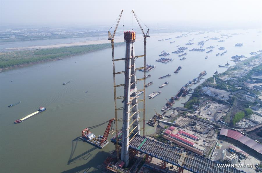 CHINA-WUHAN-YANGTZE RIVER BRIDGE-TOWER (CN)