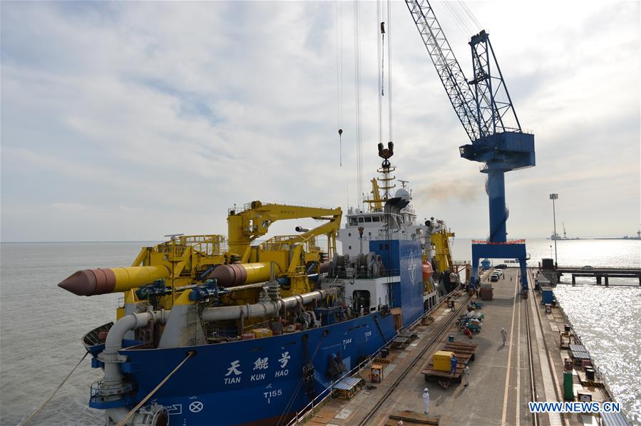 CHINA-JIANGSU-LARGE DREDGING VESSEL-SEA TRIAL (CN)