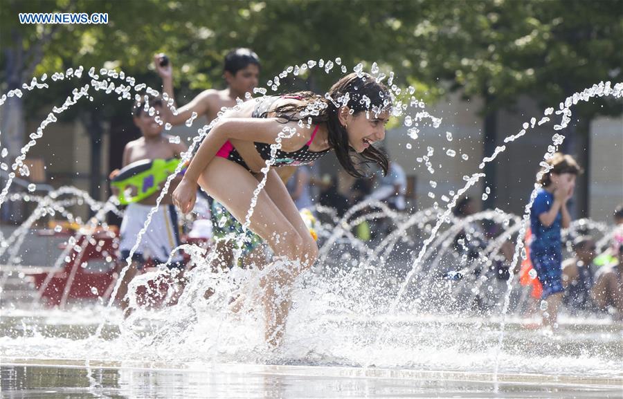 CANADA-TORONTO-HEAT WARNING