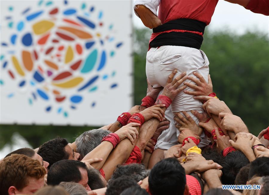 U.S.-WASHINGTON D.C.-FOLKLIFE FESTIVAL-HUMAN TOWERS