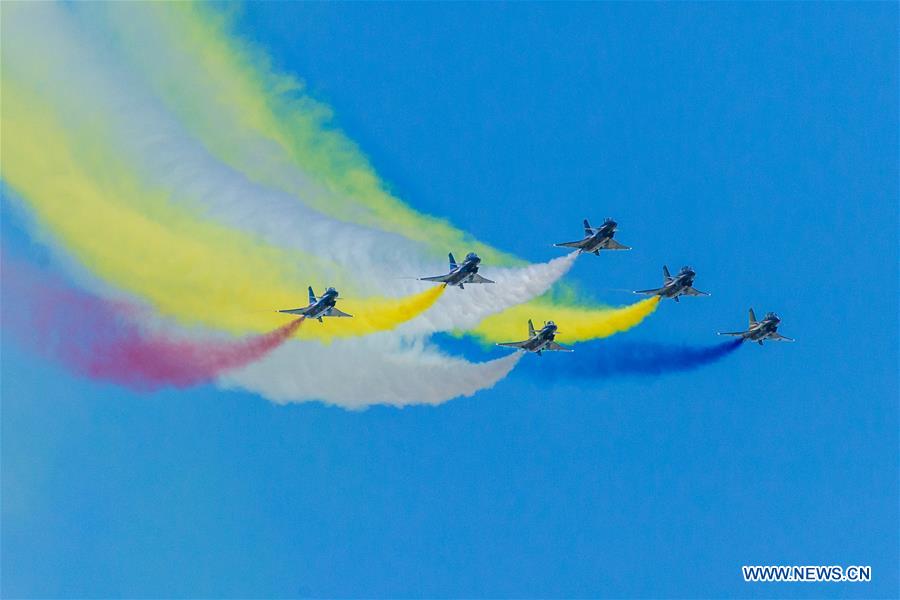 RUSSIA-KUBINKA AIRPORT-CHINA-AIR FORCE AEROBATICS TEAM-PERFORMANCE