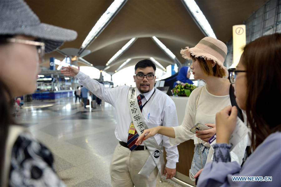 MALAYSIA-SEPANG-INTERNATIONAL AIRPORT-MANDARIN-SPEAKING OFFICIALS