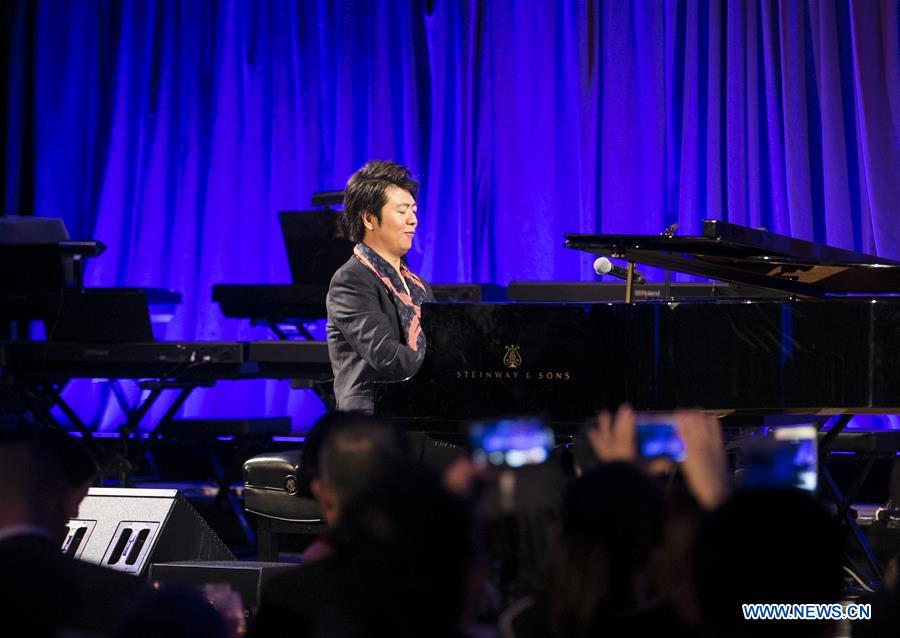 U.S.-NEW YORK-PIANIST LANG LANG-BENEFIT GALA