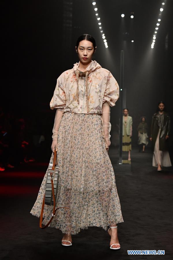 #CHINA-SHANGHAI-FASHION WEEK (CN)