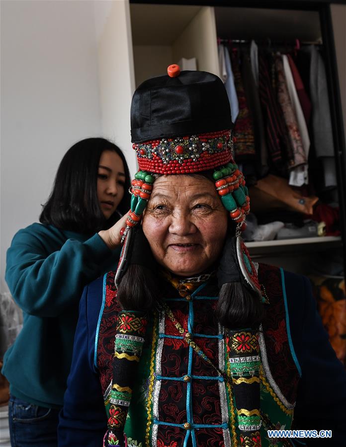 CHINA-INNER MONGOLIA-ORDOS-WEDDING (CN)