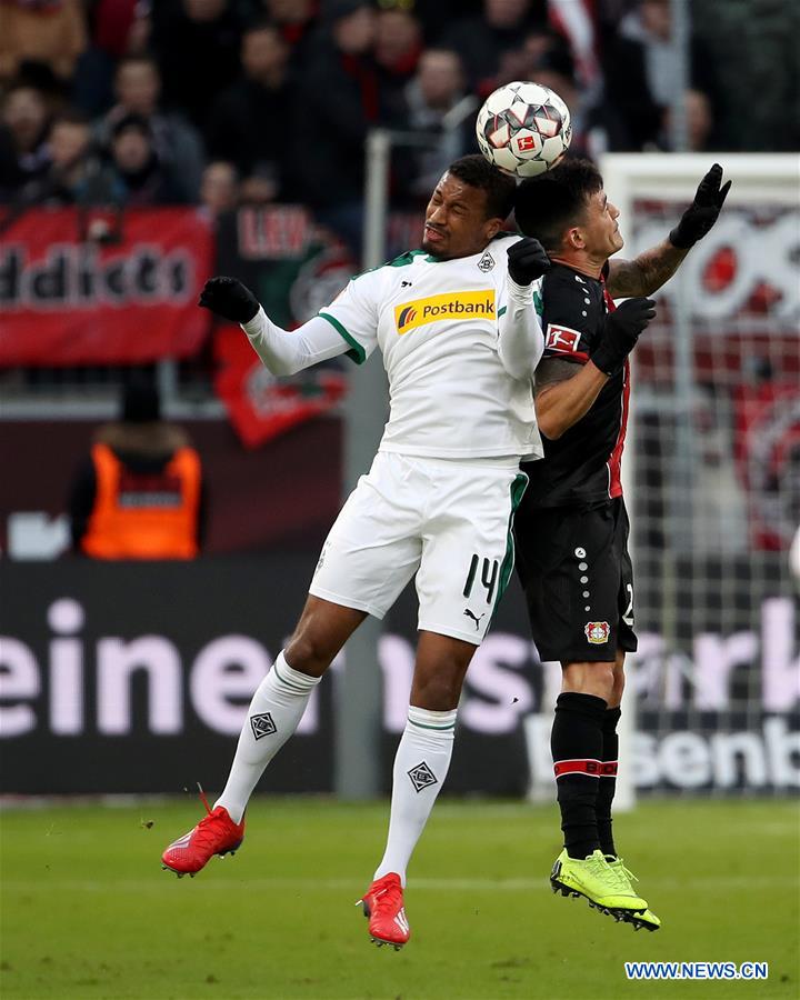 (SP) GERMANY-LEVERKUSEN-SOCCER-BUNDESLIGA-LEVERKUSEN VS MOENCHENGLADBACH