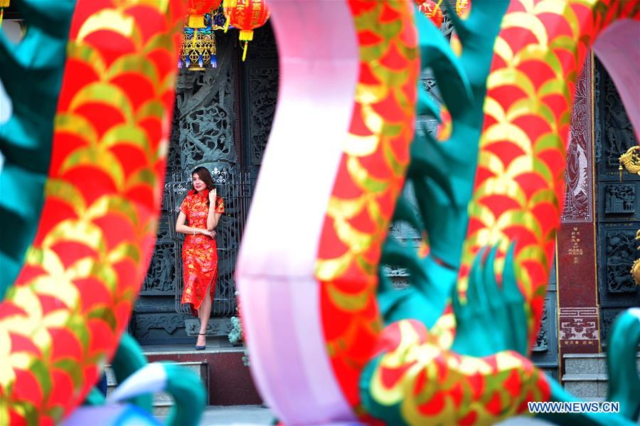 THAILAND-BANGKOK-LANTERN SHOW-SPRING FESTIVAL