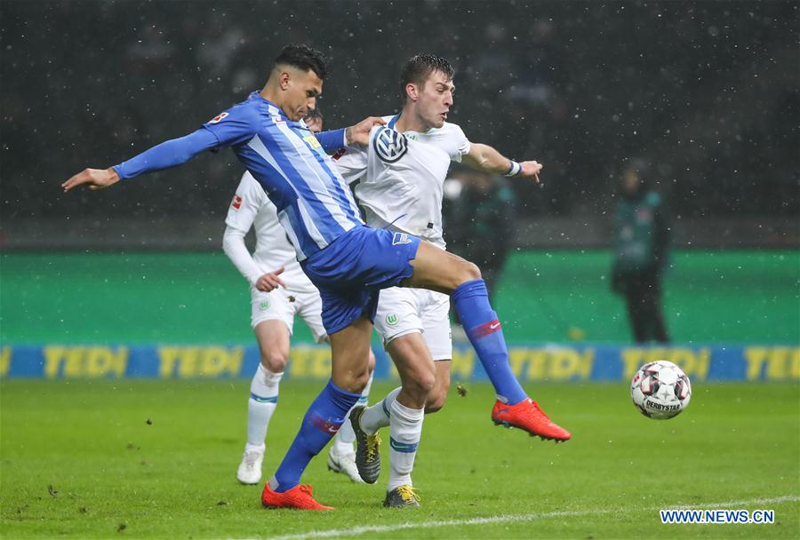 (SP)GERMANY-BERLIN-SOCCER-BUNDESLIGA-HERTHA VS WOLFSBURG