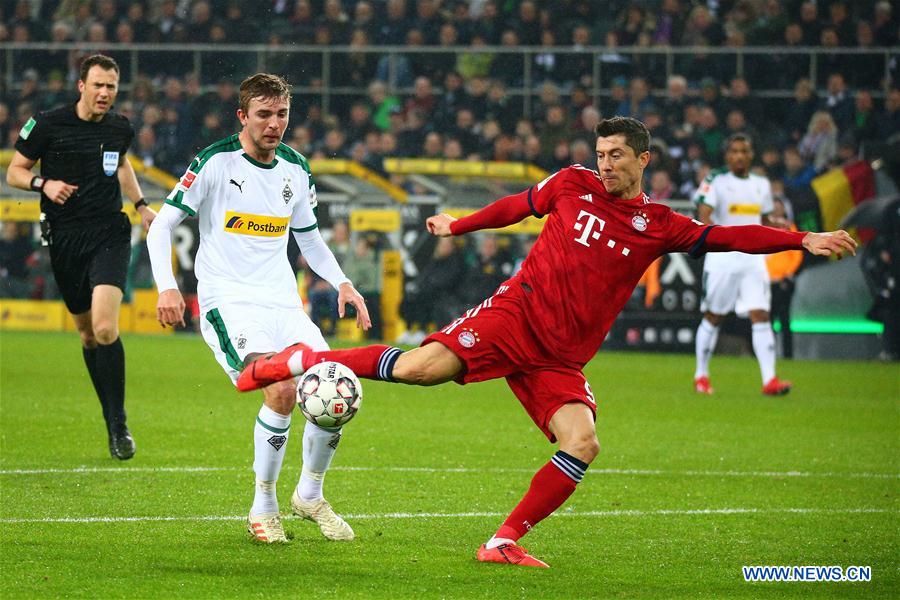 (SP)GERMANY-MOENCHENGLADBACH-SOCCER-BUNDESLIGA- MOENCHENGLADBACH VS BAYERN MUNICH