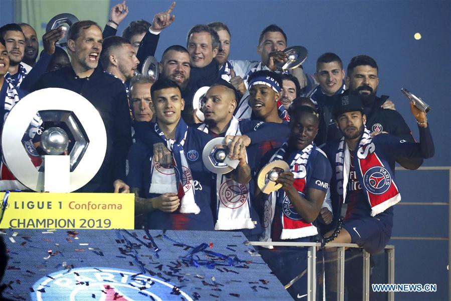 (SP)FRANCE-PARIS-FOOTBALL-FRENCH L1-CHAMPION-CELEBRATION-PSG