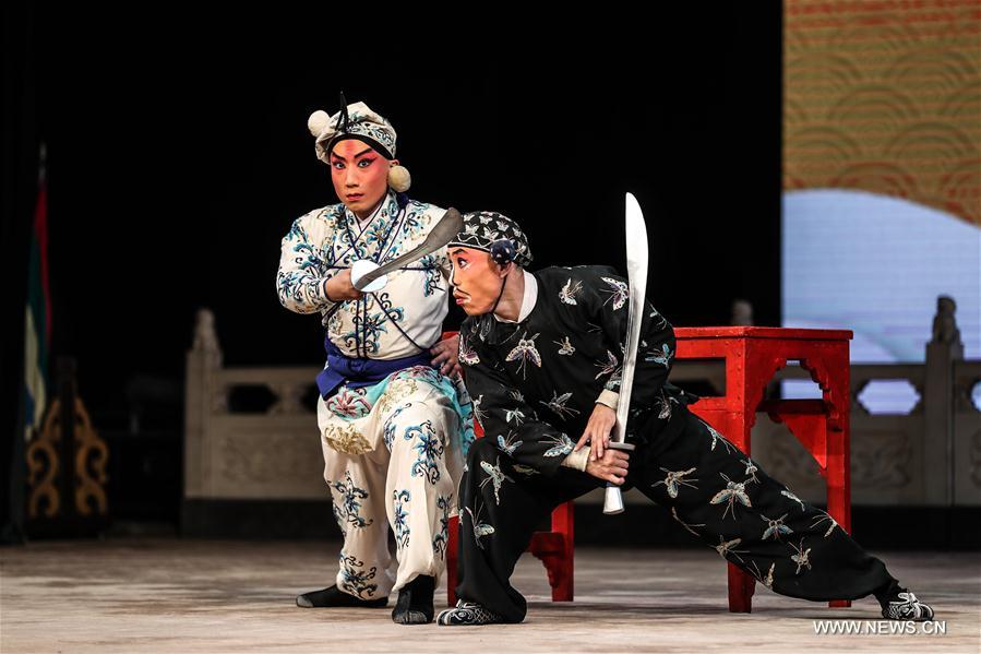 CHINA-DALIAN-SUMMER DAVOS-PEKING OPERA (CN)