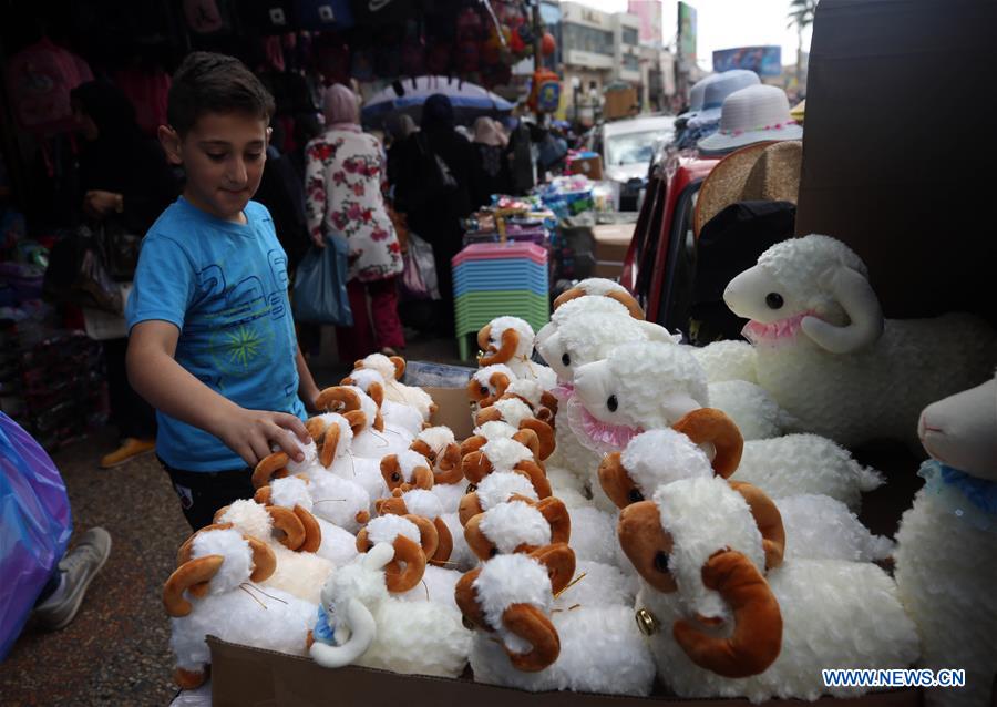 MIDEAST-NABLUS-EID AL-ADHA-PREPARATION