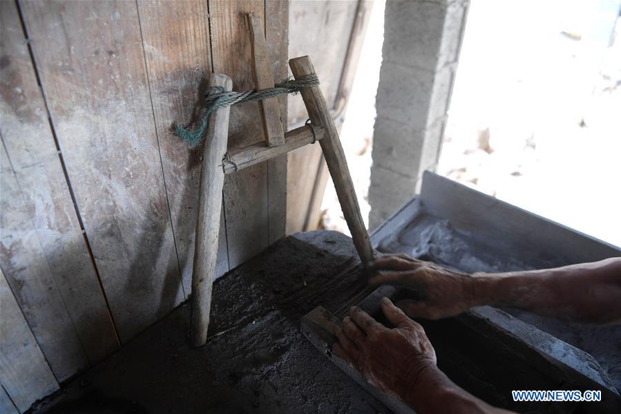 CHINA-ANHUI-CULTURAL HERITAGE-BRICK MAKING (CN)