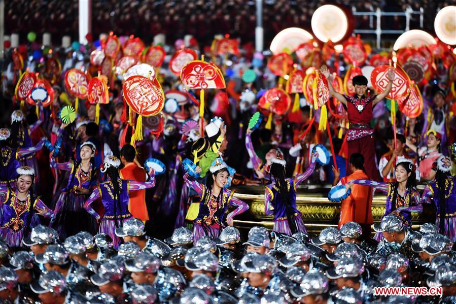 (PRC70Years)CHINA-BEIJING-NATIONAL DAY-CELEBRATIONS-EVENING GALA (CN)