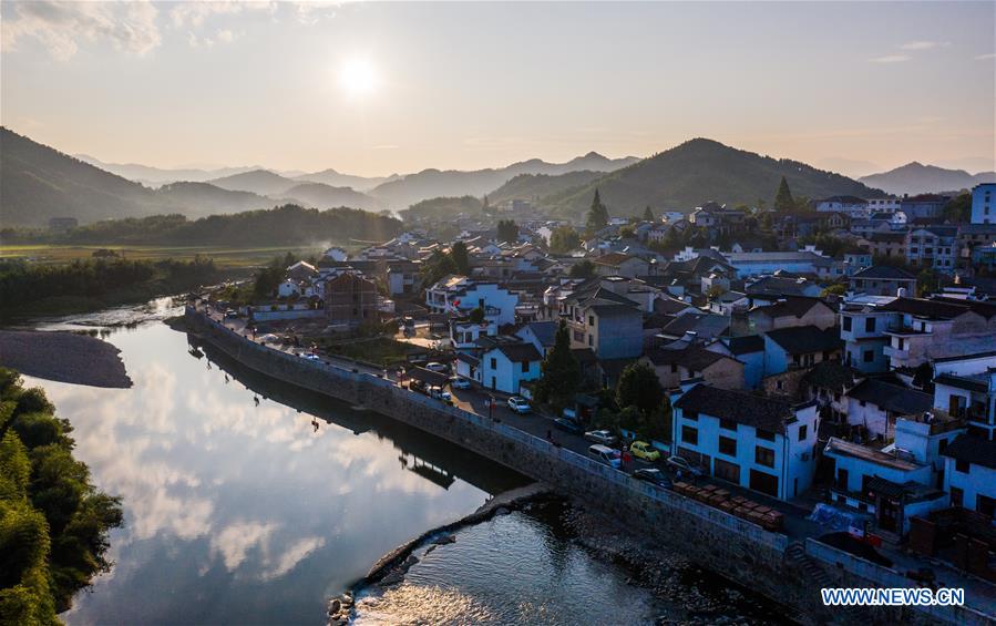 CHINA-ZHEJIANG-ANCIENT TOWN-SCENERY (CN)