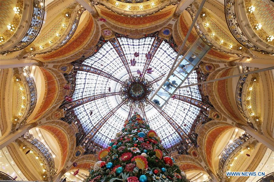 FRANCE-PARIS-GALERIES LAFAYETTE-CHRISTMAS TREE