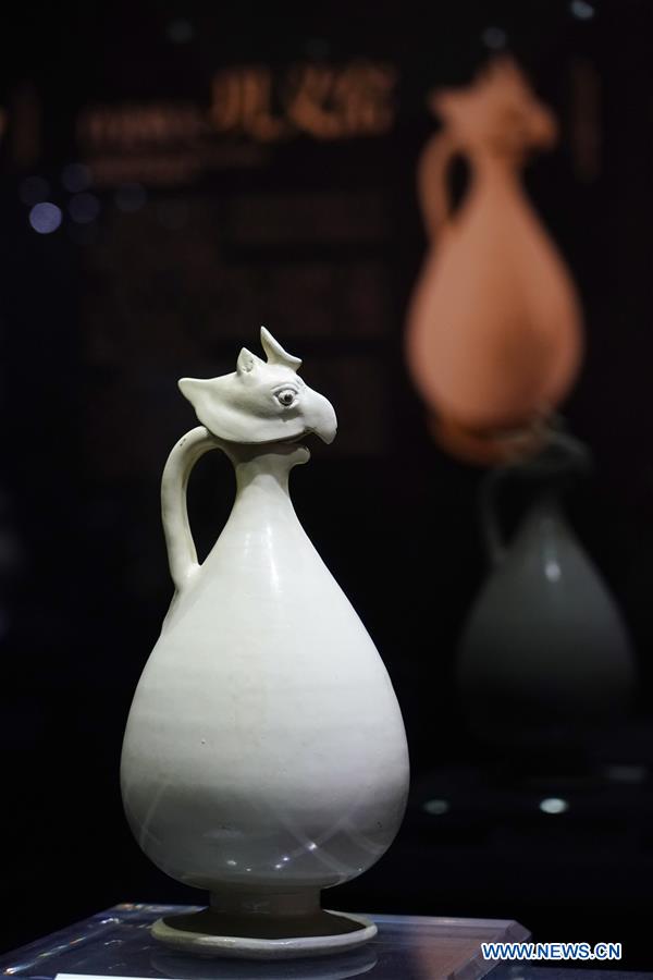 CHINA-SHAANXI-XI'AN-WHITE PORCELAIN-EXHIBITION (CN)