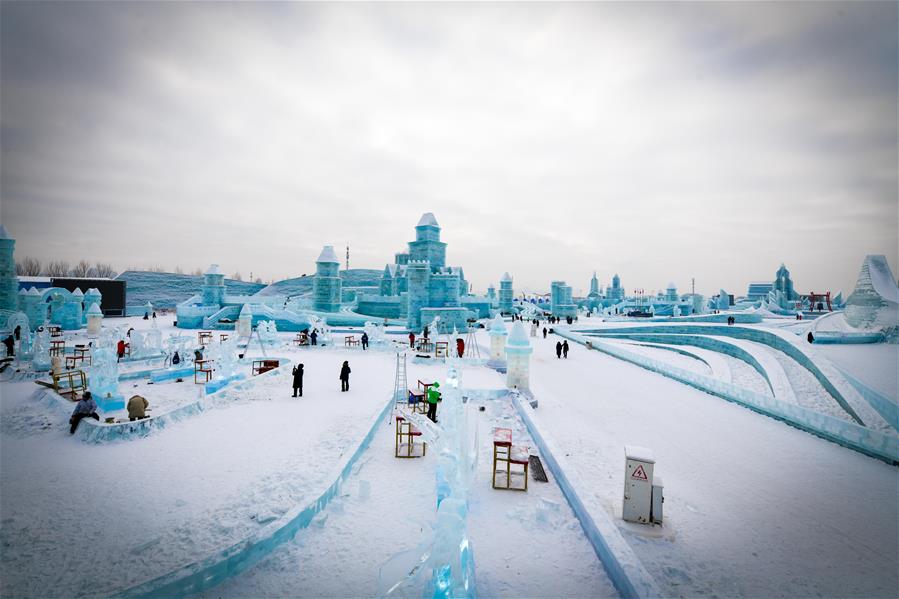 CHINA-HARBIN-ICE-SCULPTURE(CN)