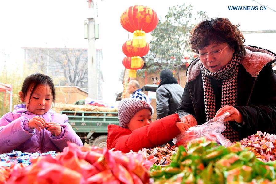 CHINA-HENAN-JIAXIAN-OLD STREET-CELEBRATION (CN)