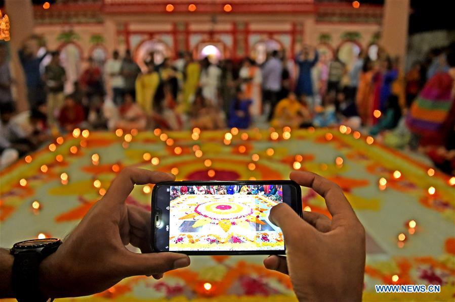 BANGLADESH-DHAKA-HINDU-DIWALI FESTIVAL