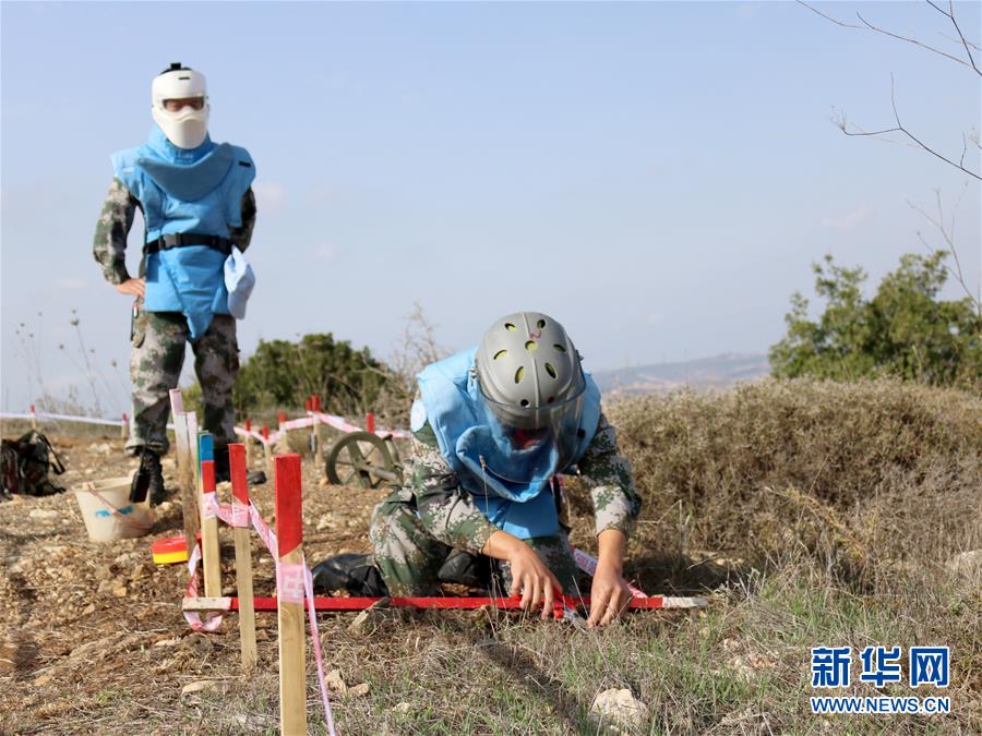 （新华全媒头条·图文互动）（12）沿着中国特色强军之路阔步前进——党中央、中央军委领导推进国防和军队建设70年纪实